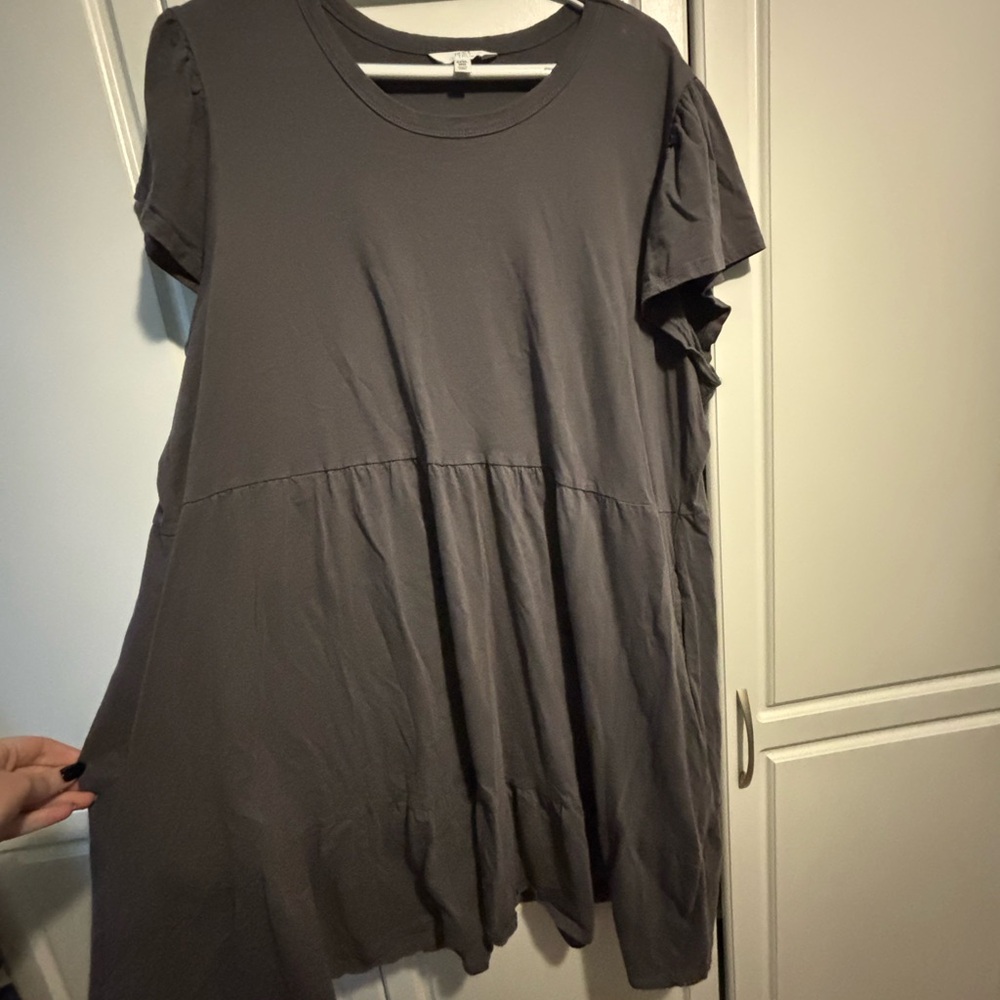 Woman’s casual dress